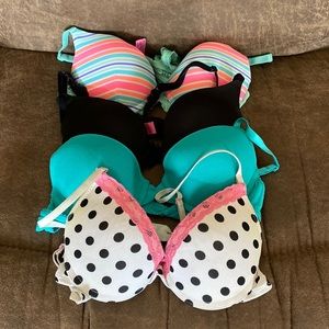 34A Bras